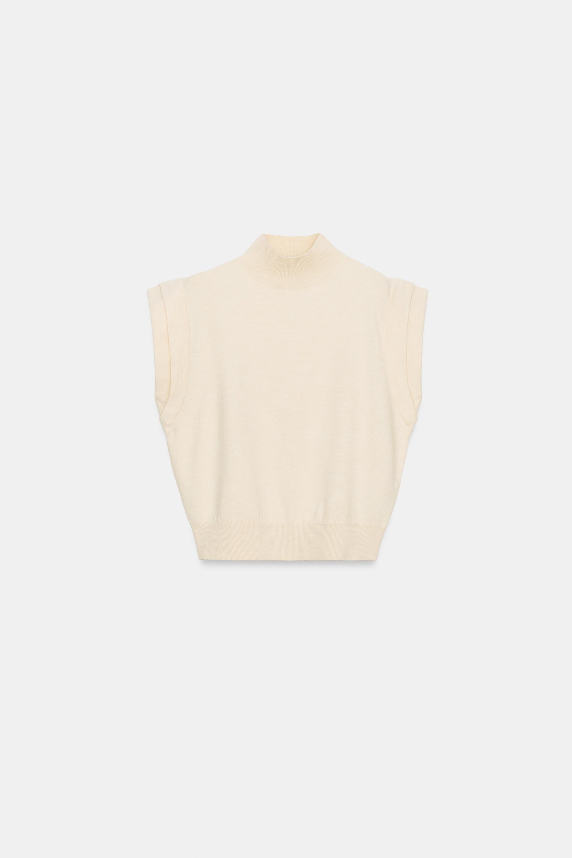 #FFF5E3, Écru moyen